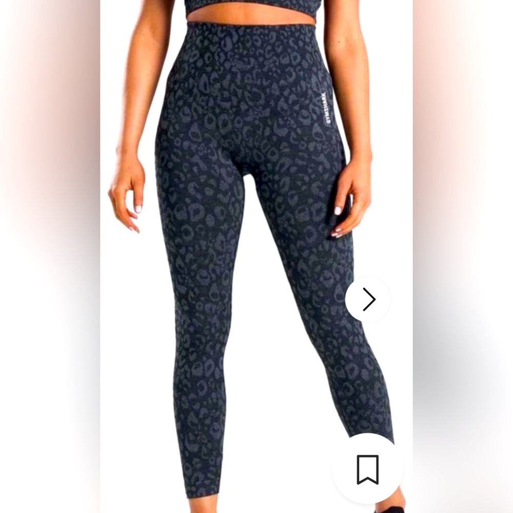 Gymshark leopard scrunch legging